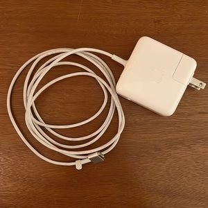 45W MagSafe 2 Apple Charger